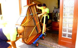 Minimovers-piano-removalists-2